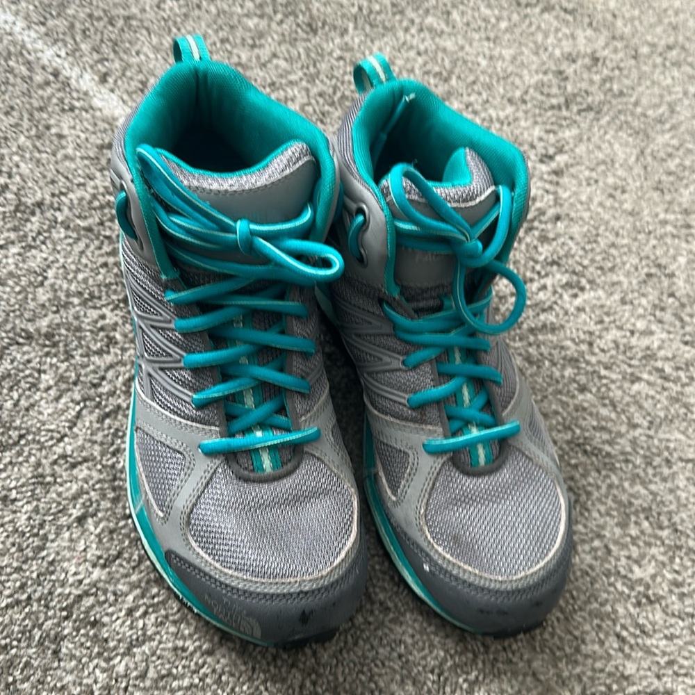 The North Face Hiking Boots - Women’s 8.5 heavy wear